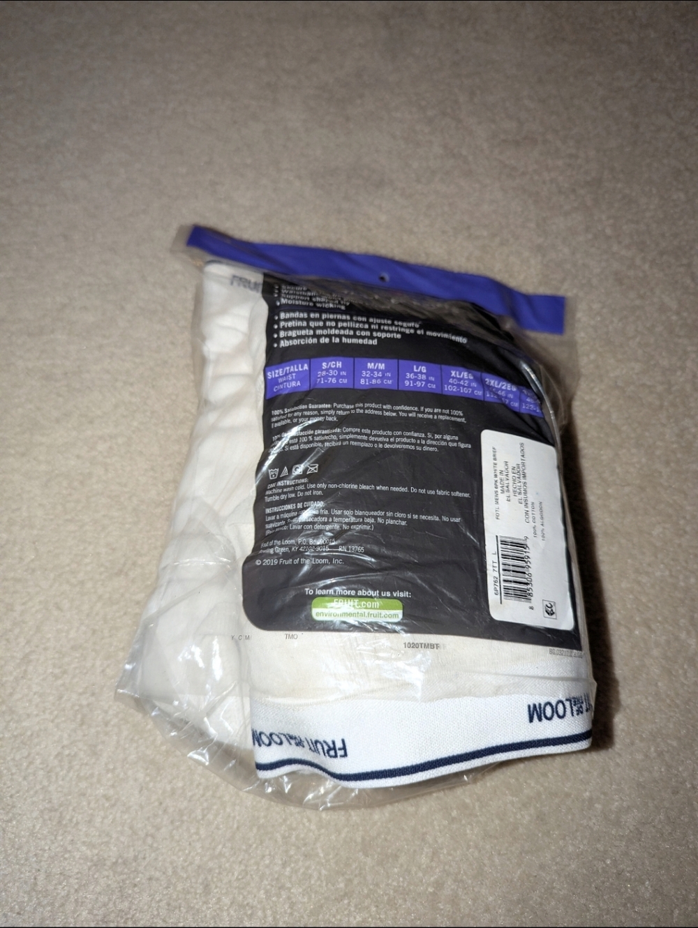 Fruit of the Loom Men’s White Tag-Free Briefs - Pack of 6 - Picture 6 of 8